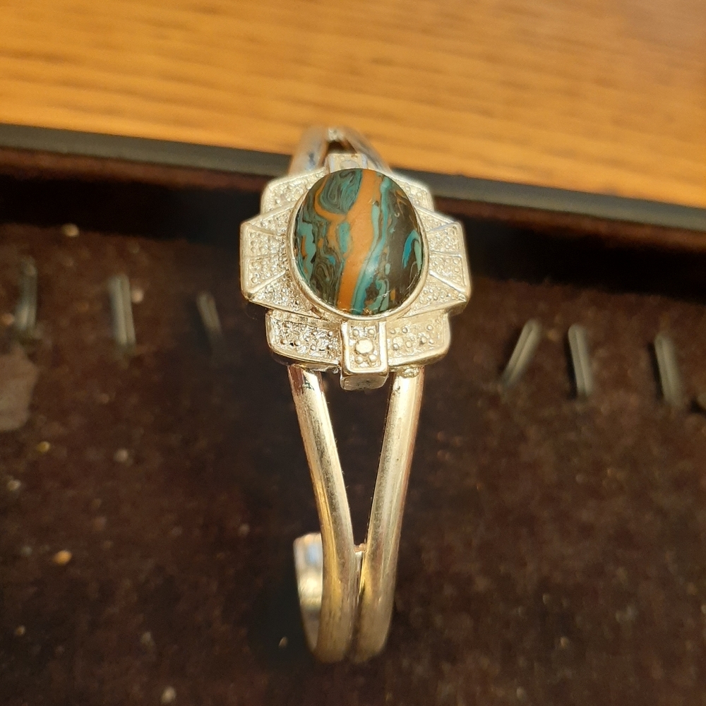 Ladies Jewellery - Picture 6 of 9